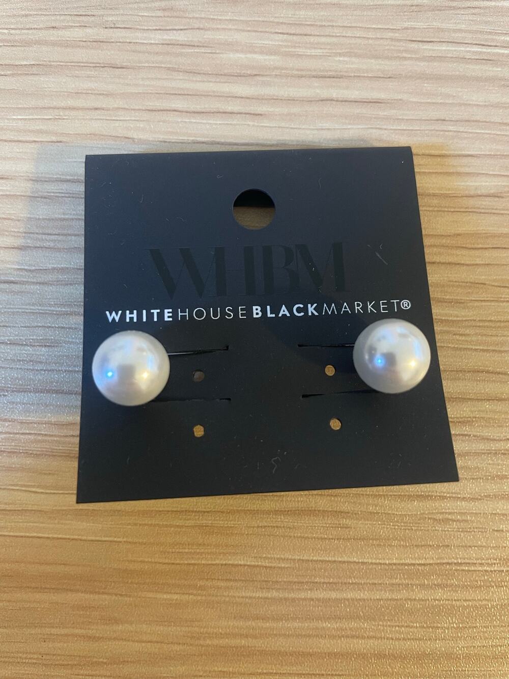 White House Black Market Pearl Earings
